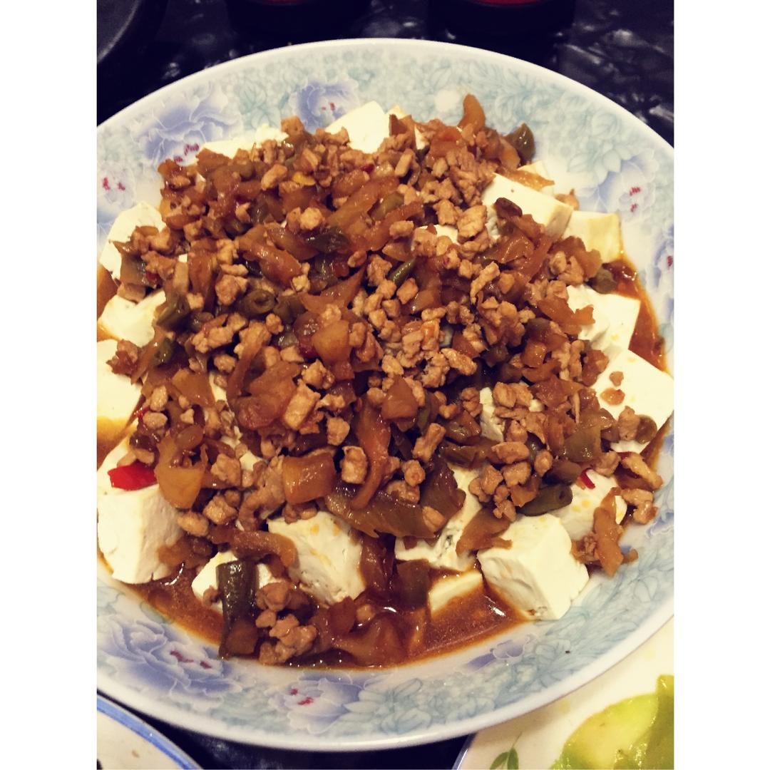 榨菜肉末拌老豆腐