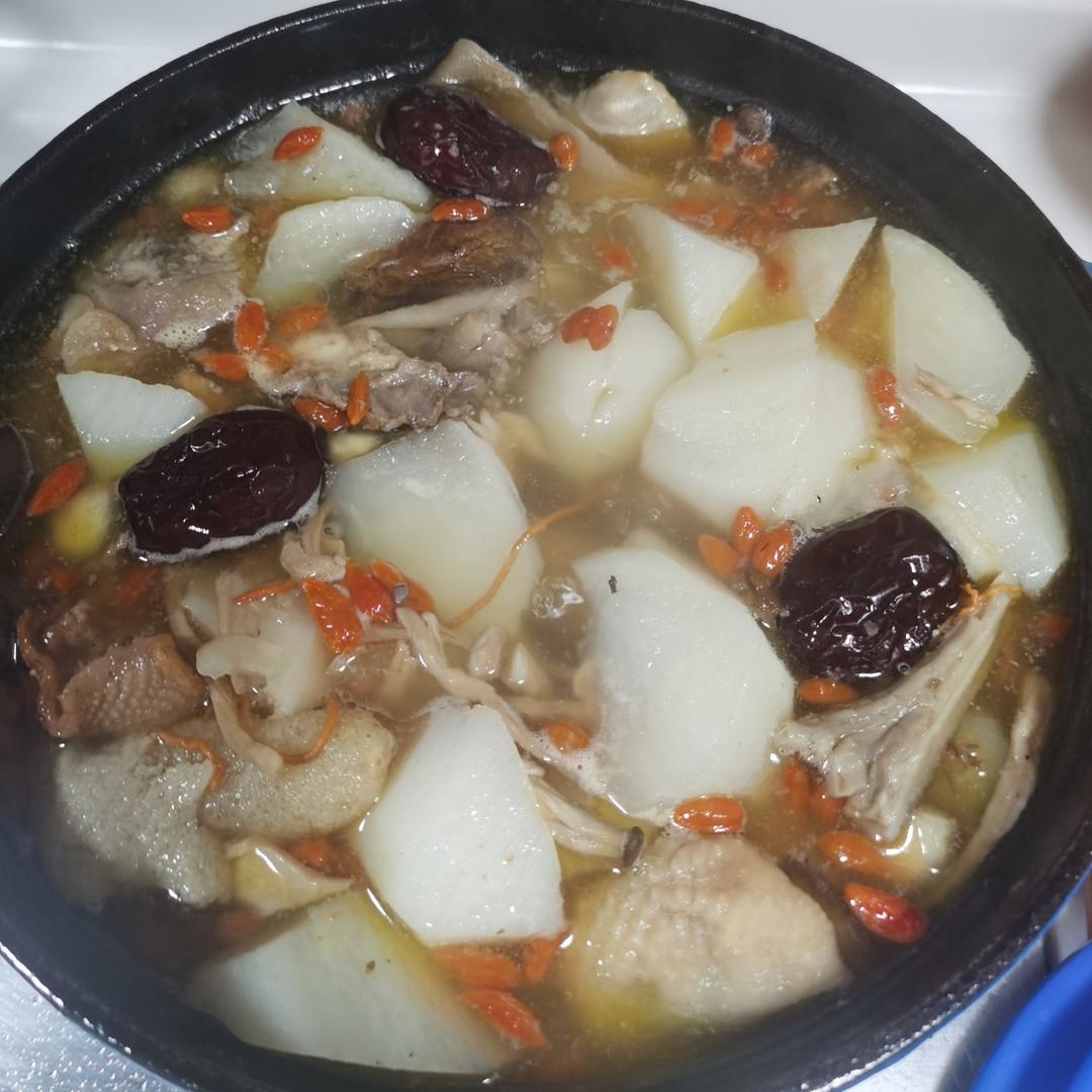 萝卜香菇鸡汤