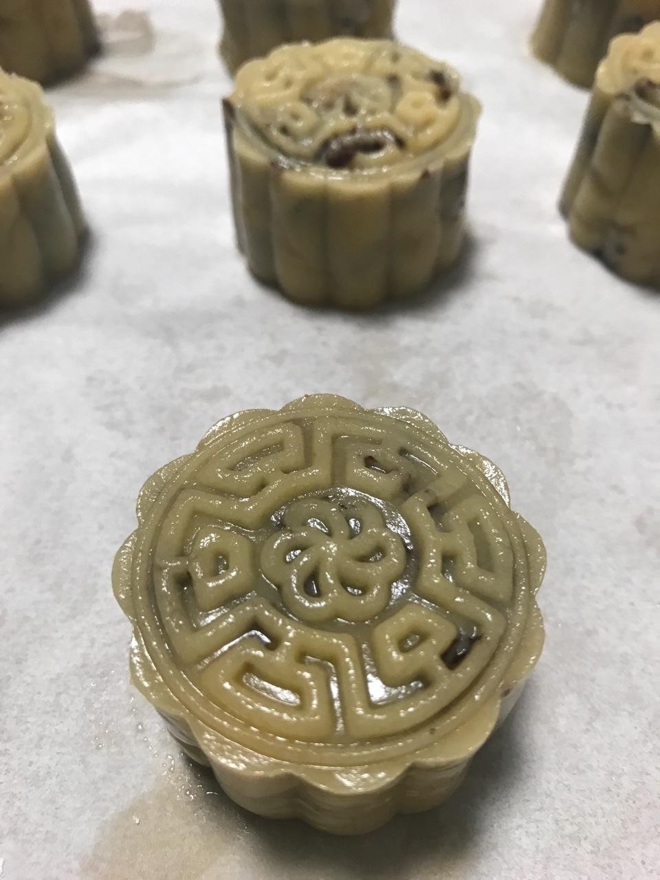 广式月饼——蛋黄莲蓉月饼