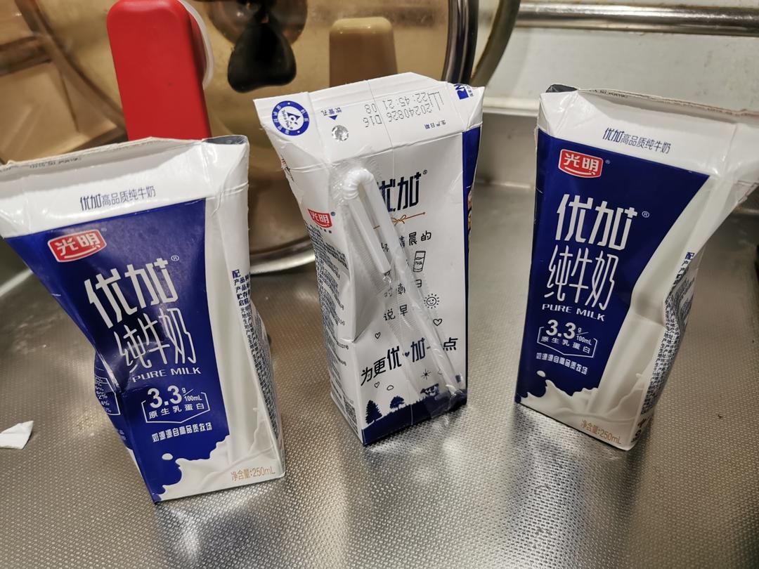 纯奶手撕吐司的做法 步骤1