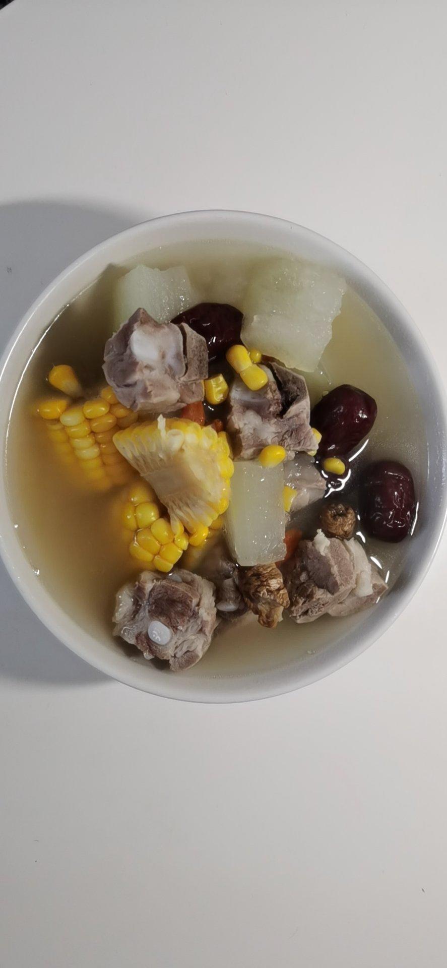 冬瓜排骨玉米汤