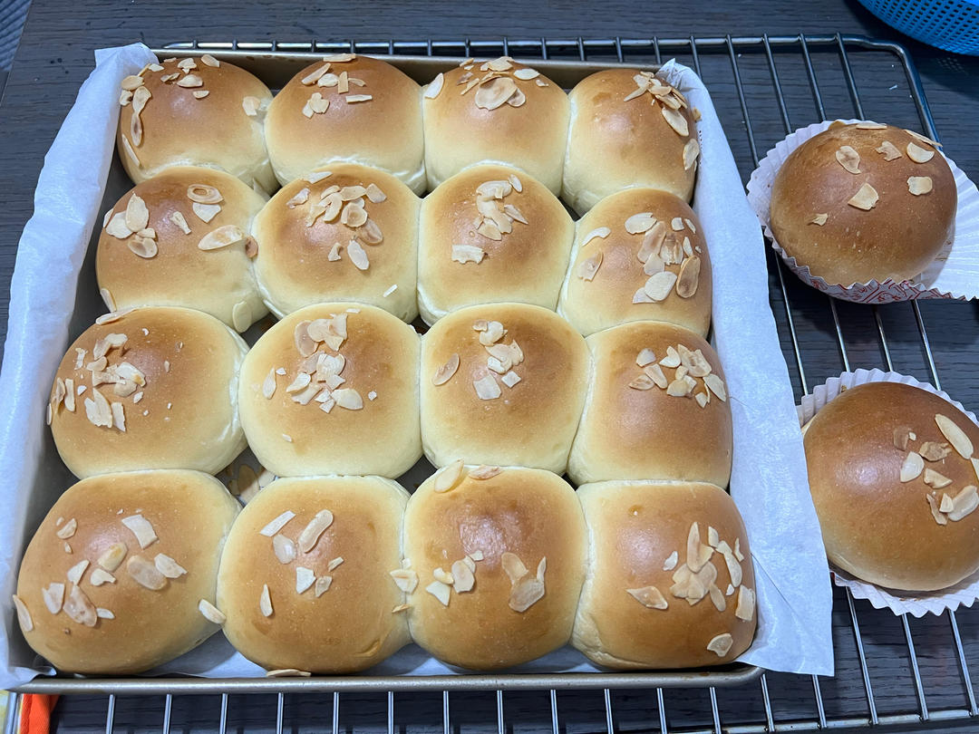 一次发酵超级松软的奶油奶酪餐包『简单快手』