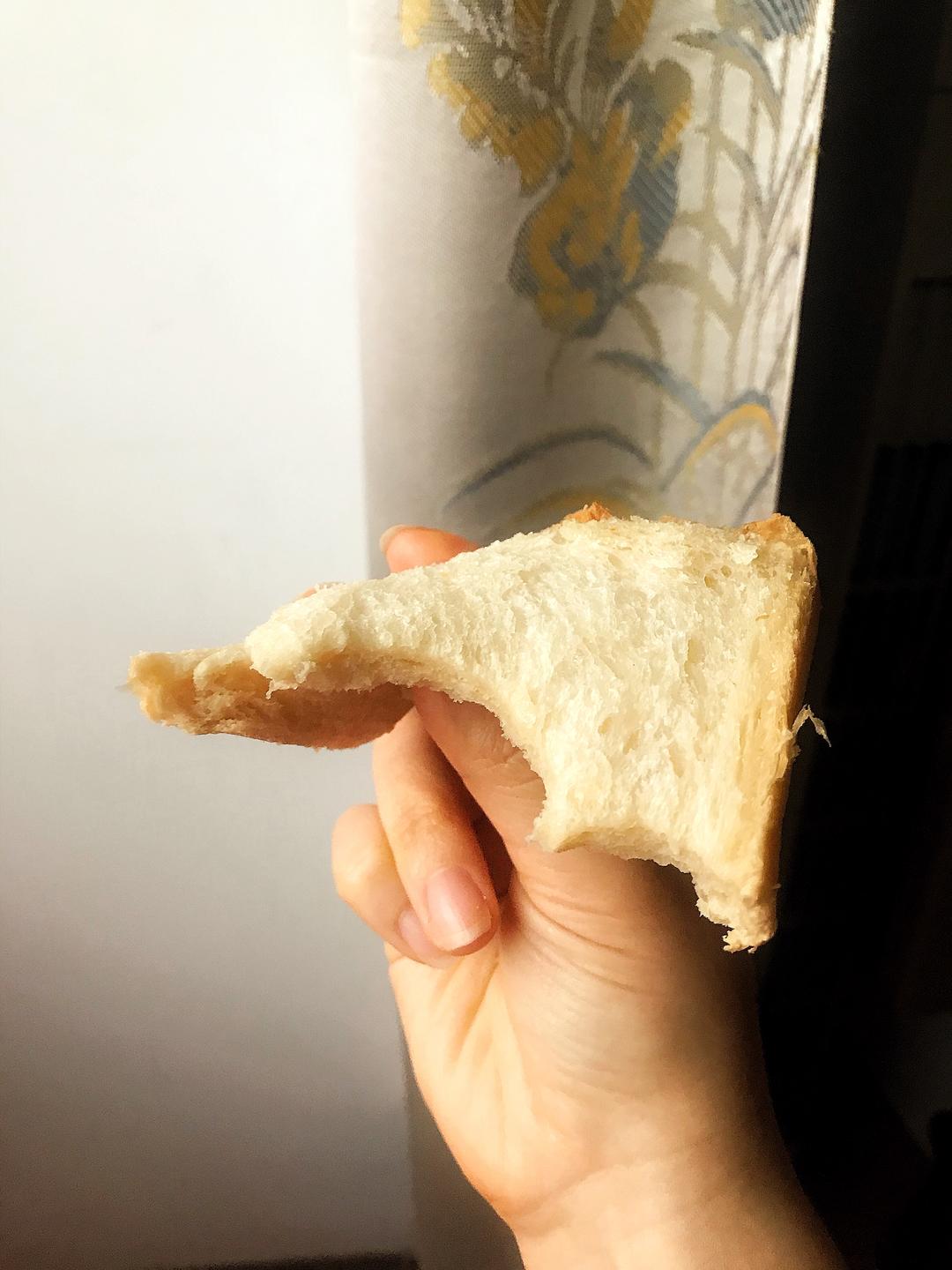 纯奶手撕吐司的做法 步骤1