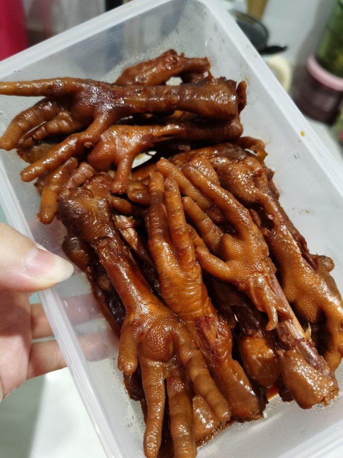 “销魂”卤鸡爪