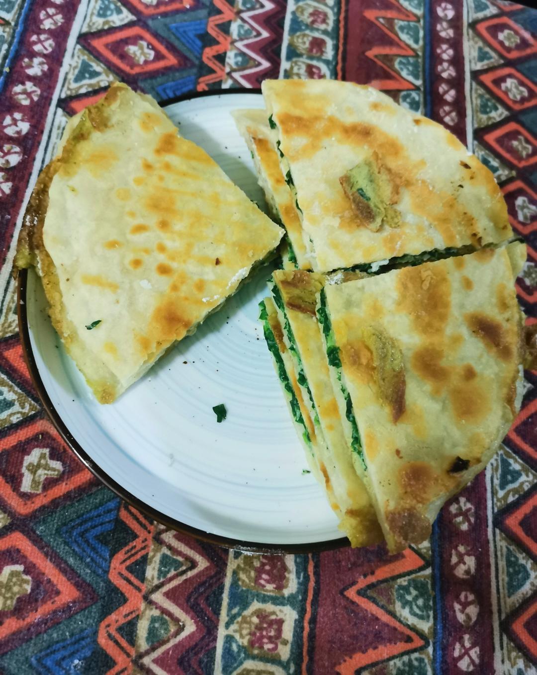 方便好吃到尖叫的大韭菜饼（比其他韭菜盒子都好吃）
