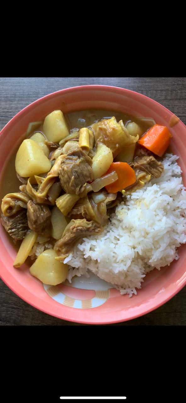 咖喱牛腩