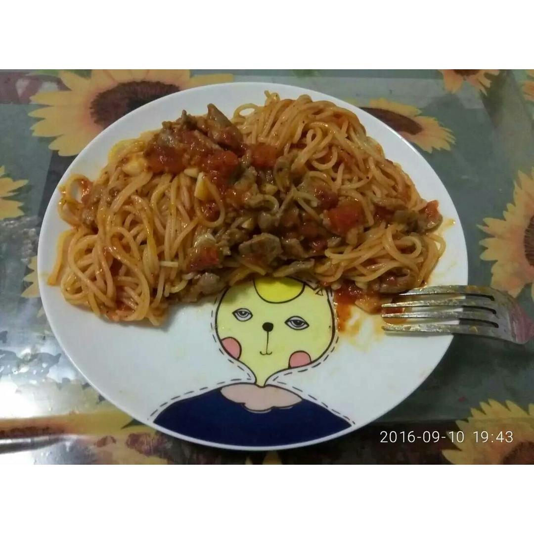 番茄肉酱意大利面