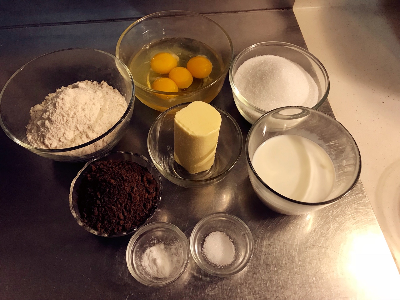 巧克力榛子慕斯蛋糕的做法 步骤1