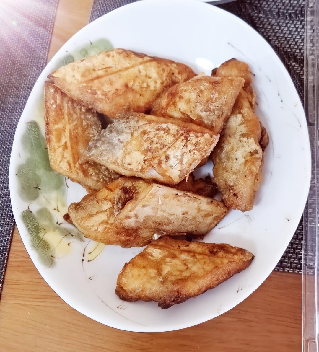 鲜香美味的干煎带鱼|外脆里嫩不破皮不碎