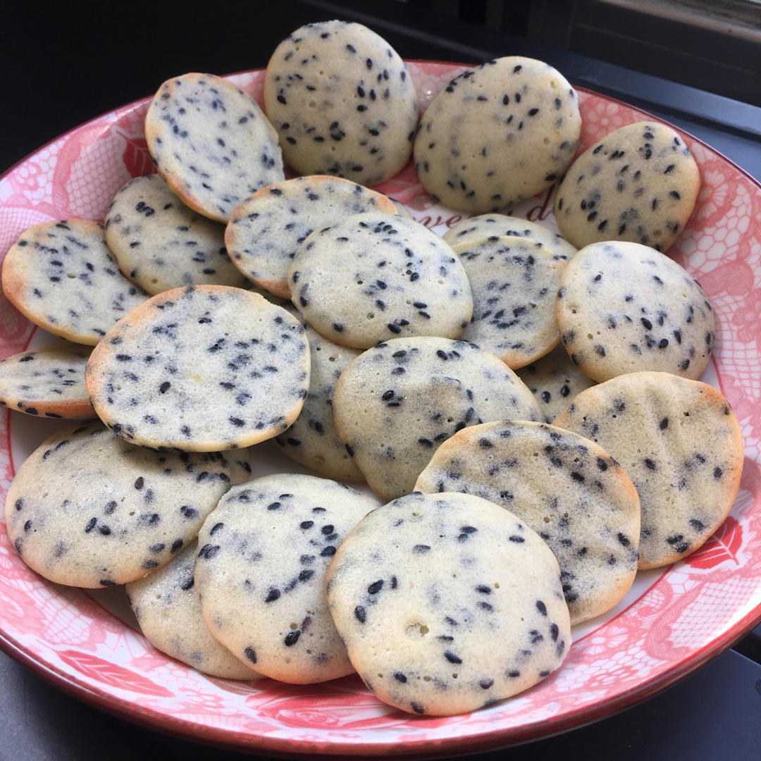鸡蛋薄脆小饼干🥚（用料少，步骤简单）