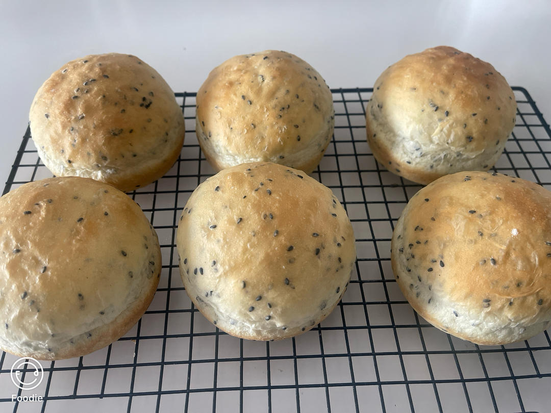 咸盐黑芝麻吐司