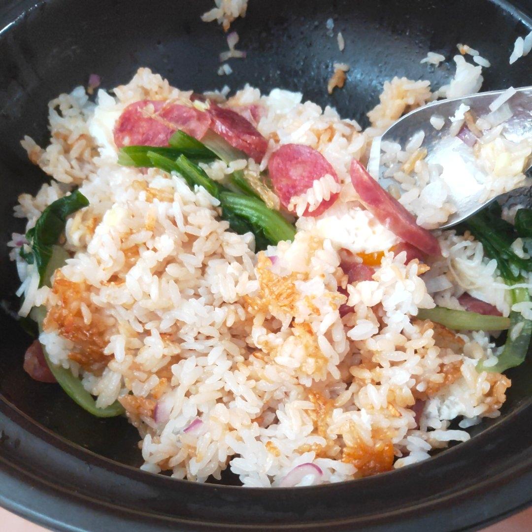 腊味煲仔饭，20分钟饭菜同出