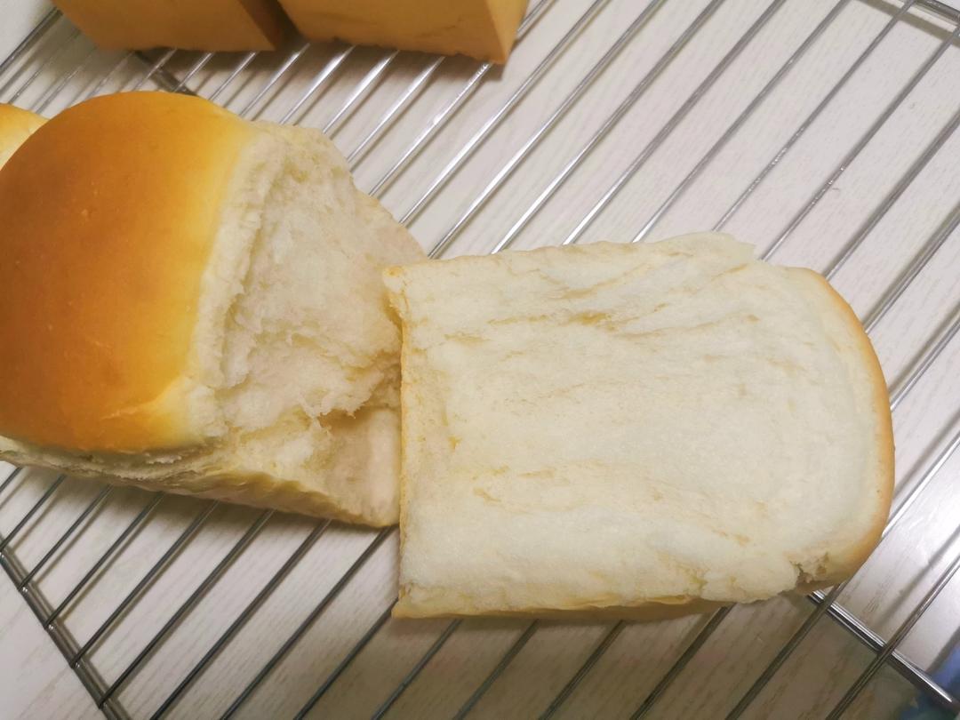 酸奶吐司（100%中种法）可以吃到酸奶的吐司