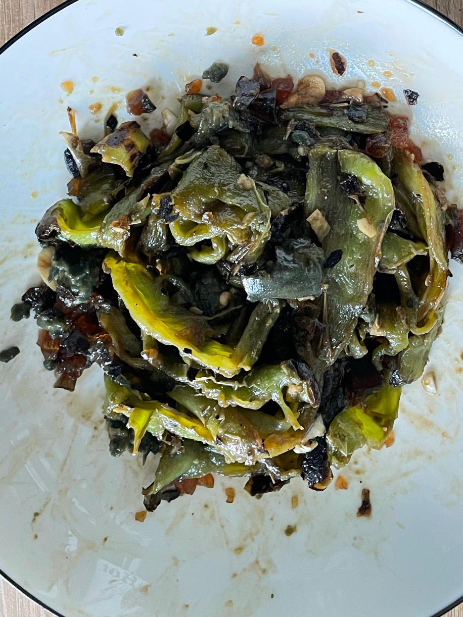 不用擂的烧椒皮蛋