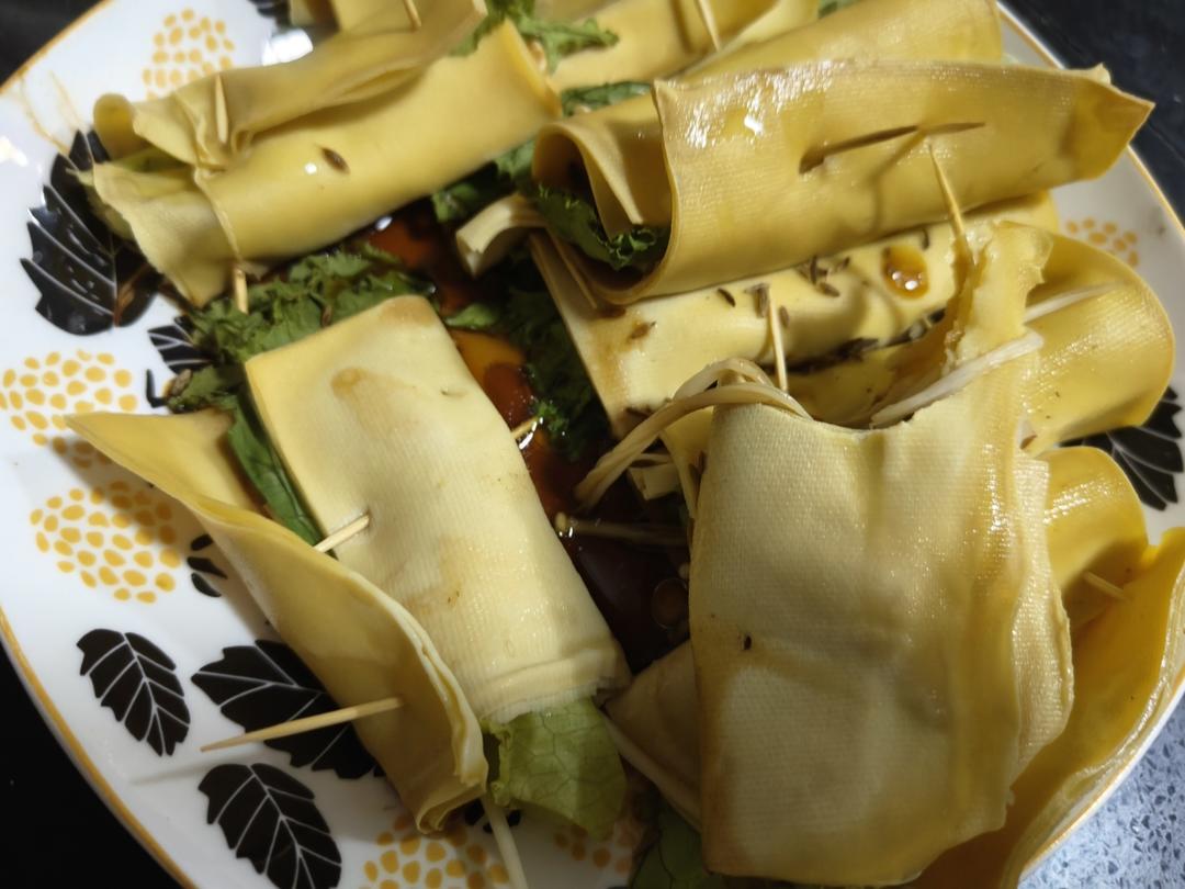 豆腐皮烤菜卷