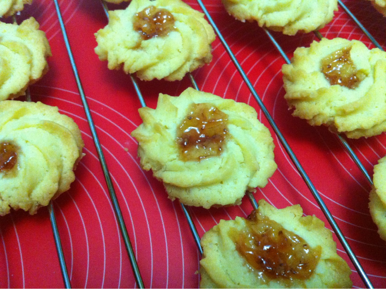 草莓酱曲奇饼干