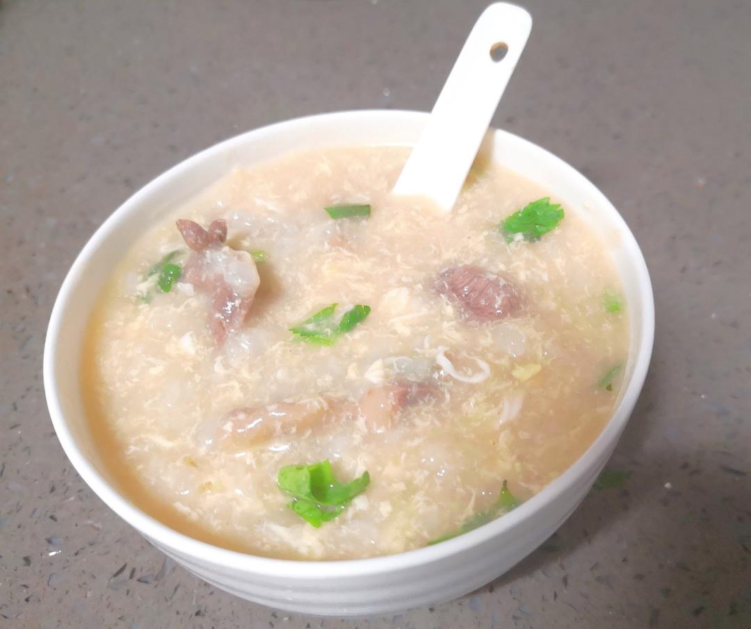 嫩滑醇香的窝蛋牛肉粥