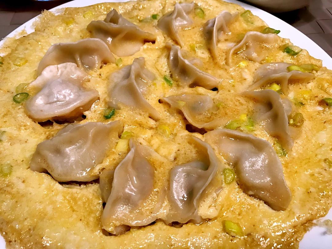 蛋抱煎饺（速冻饺）