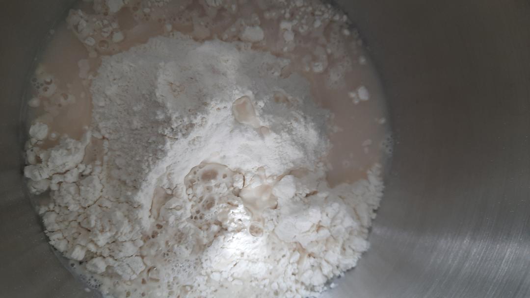 纯奶手撕吐司的做法 步骤1