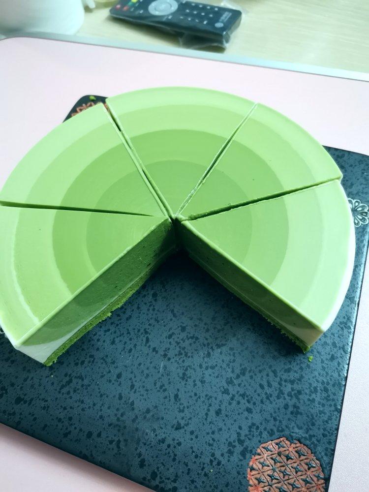 渐变抹茶慕斯蛋糕：我Amanda带着既美又作的抹茶甜点又来了！【曼食慢语】