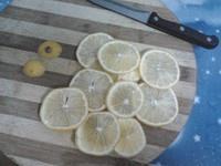 蜜渍柠檬的做法 步骤3