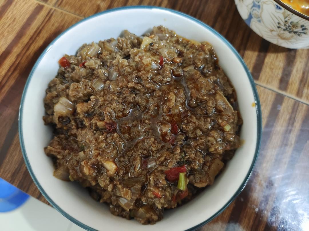 好吃哭了的万能肉沫酱