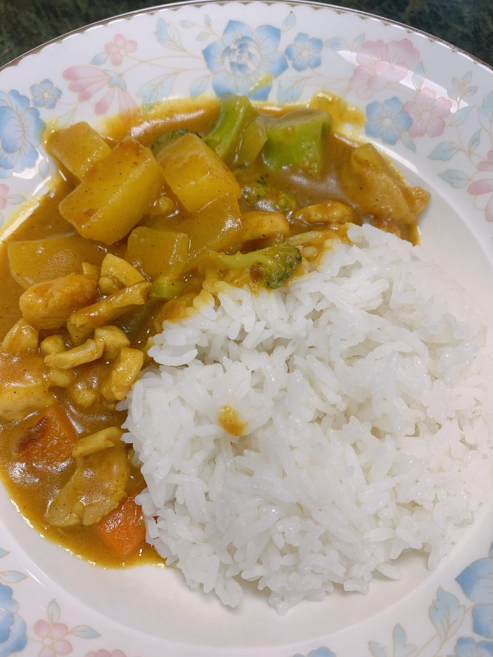 零失败日式咖喱鸡肉饭！！最正宗日本家庭做法！简单又好吃！