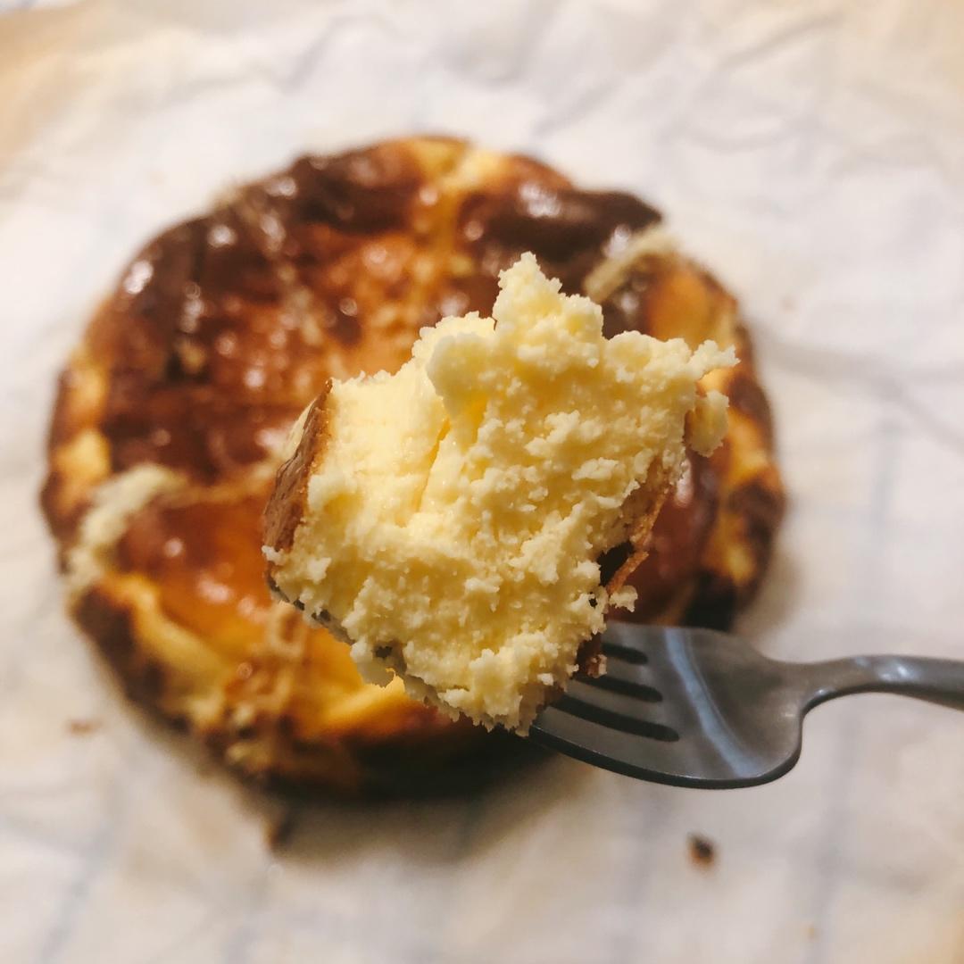 巴斯克式烤芝士蛋糕[超简单][搬运]