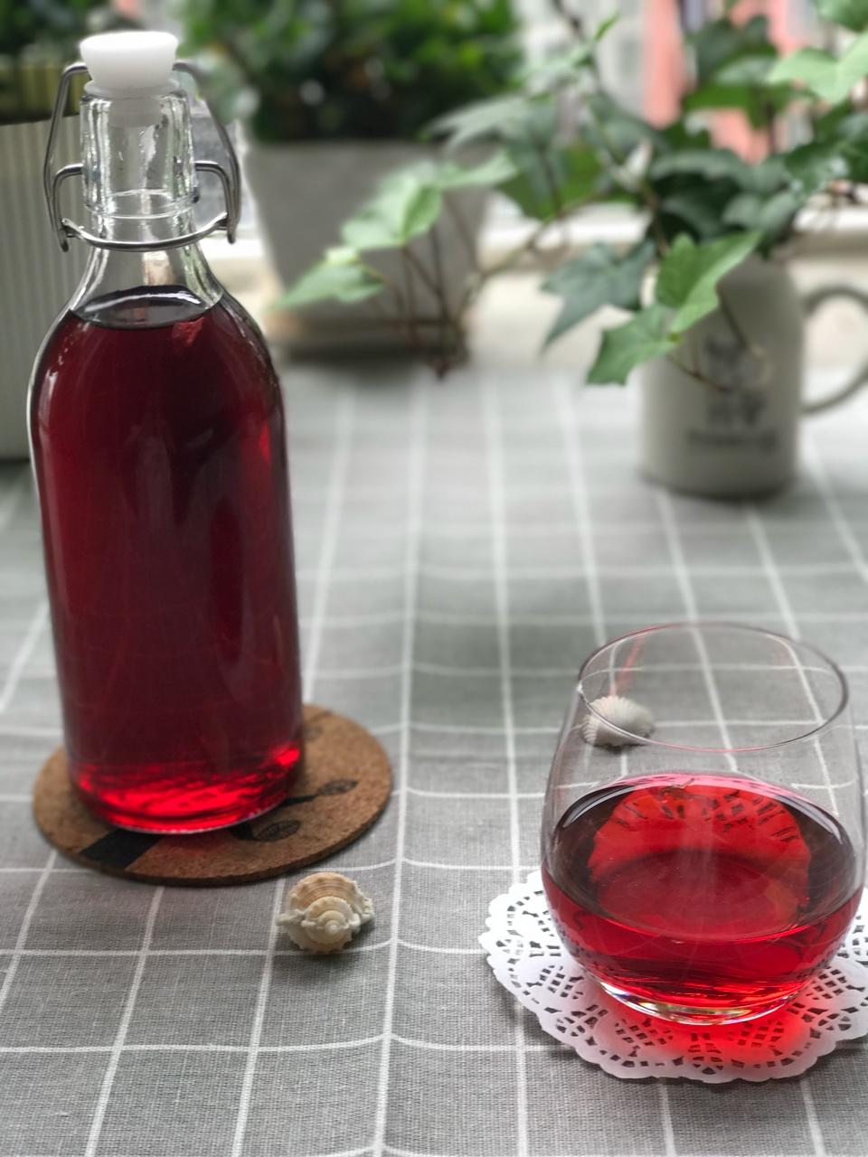 2017-06-24 17:56:00赞玫瑰醋云南食用玫瑰花瓣,黄冰糖,海天白米醋