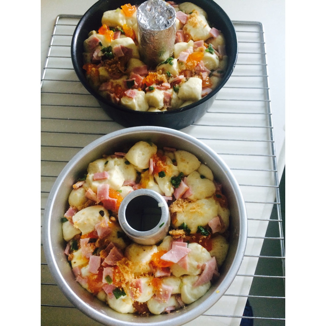 香葱肉松手撕面包