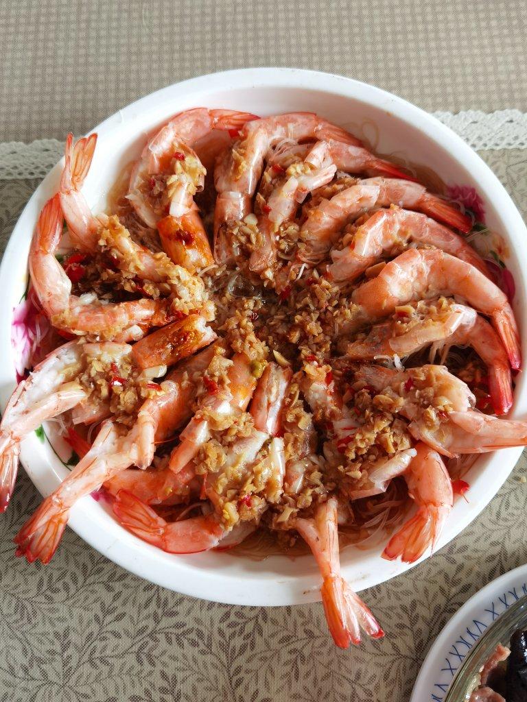 蒜蓉粉丝蒸虾