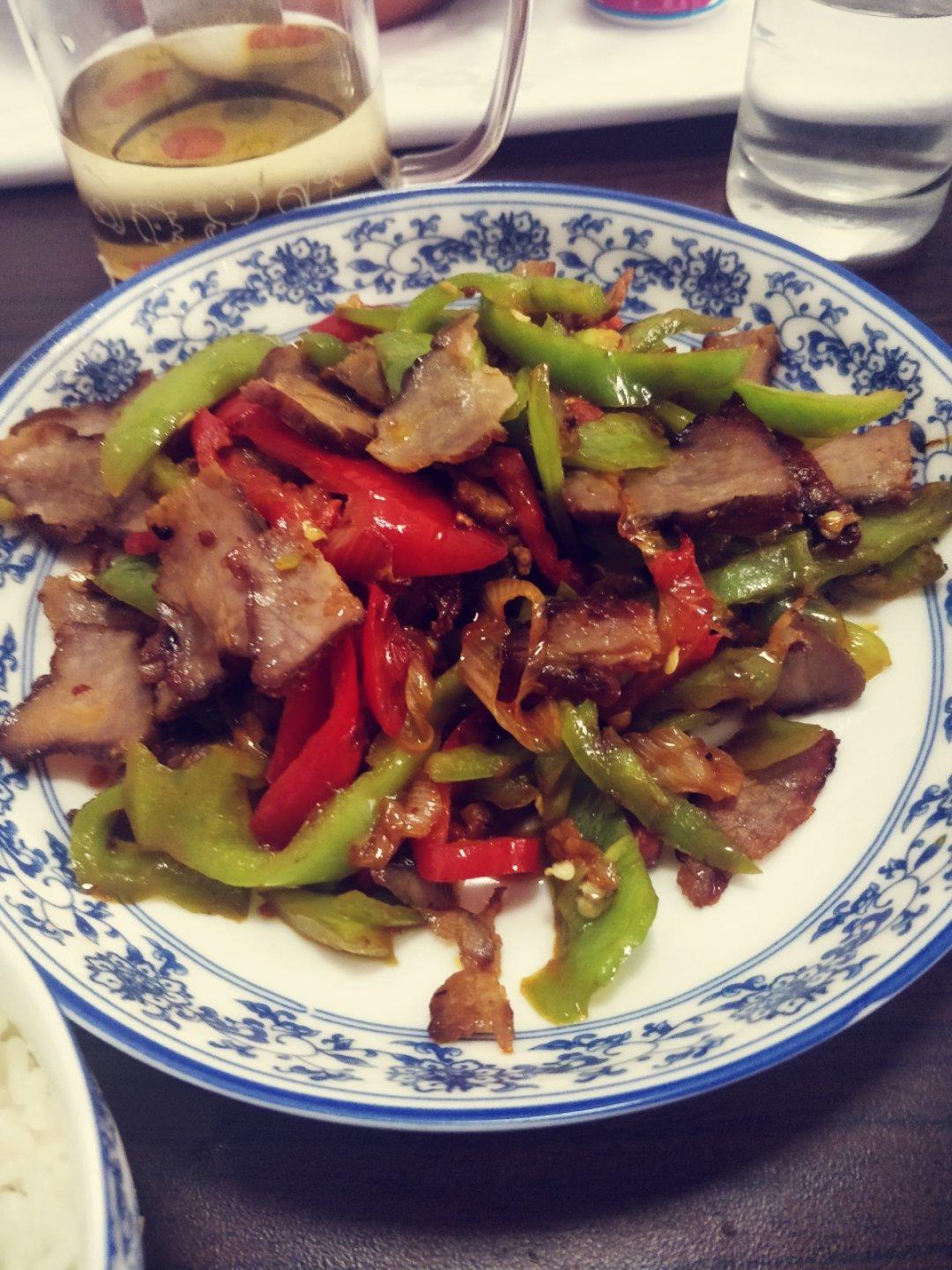 香菇青椒炒腊肉