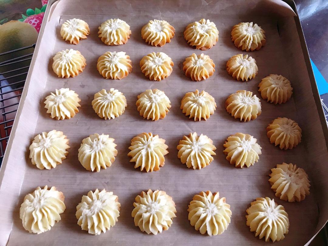 视频【最简单好吃没有之一的曲奇】