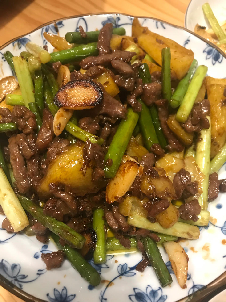 孜然土豆炒牛肉