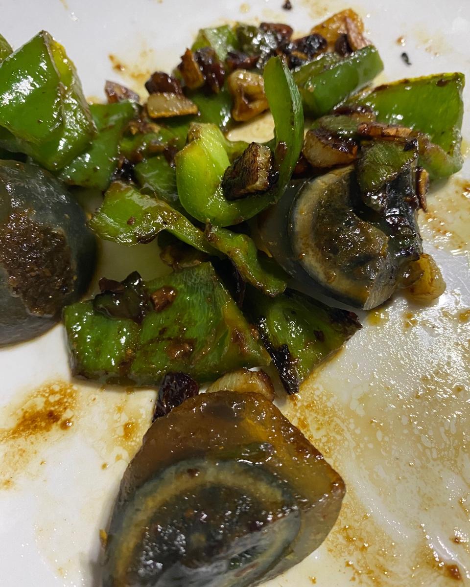 青椒炒皮蛋