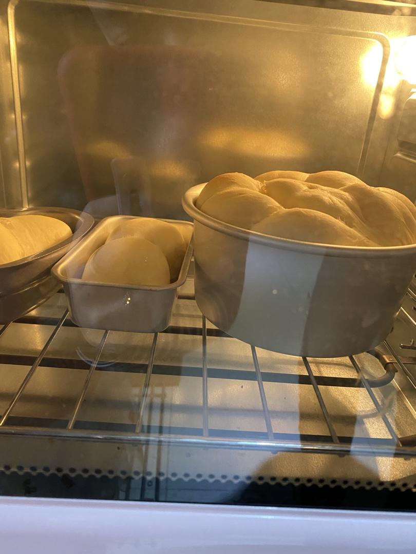 吃过这个黄油面包Brioche，你很难再爱上街边蛋糕店的面包店