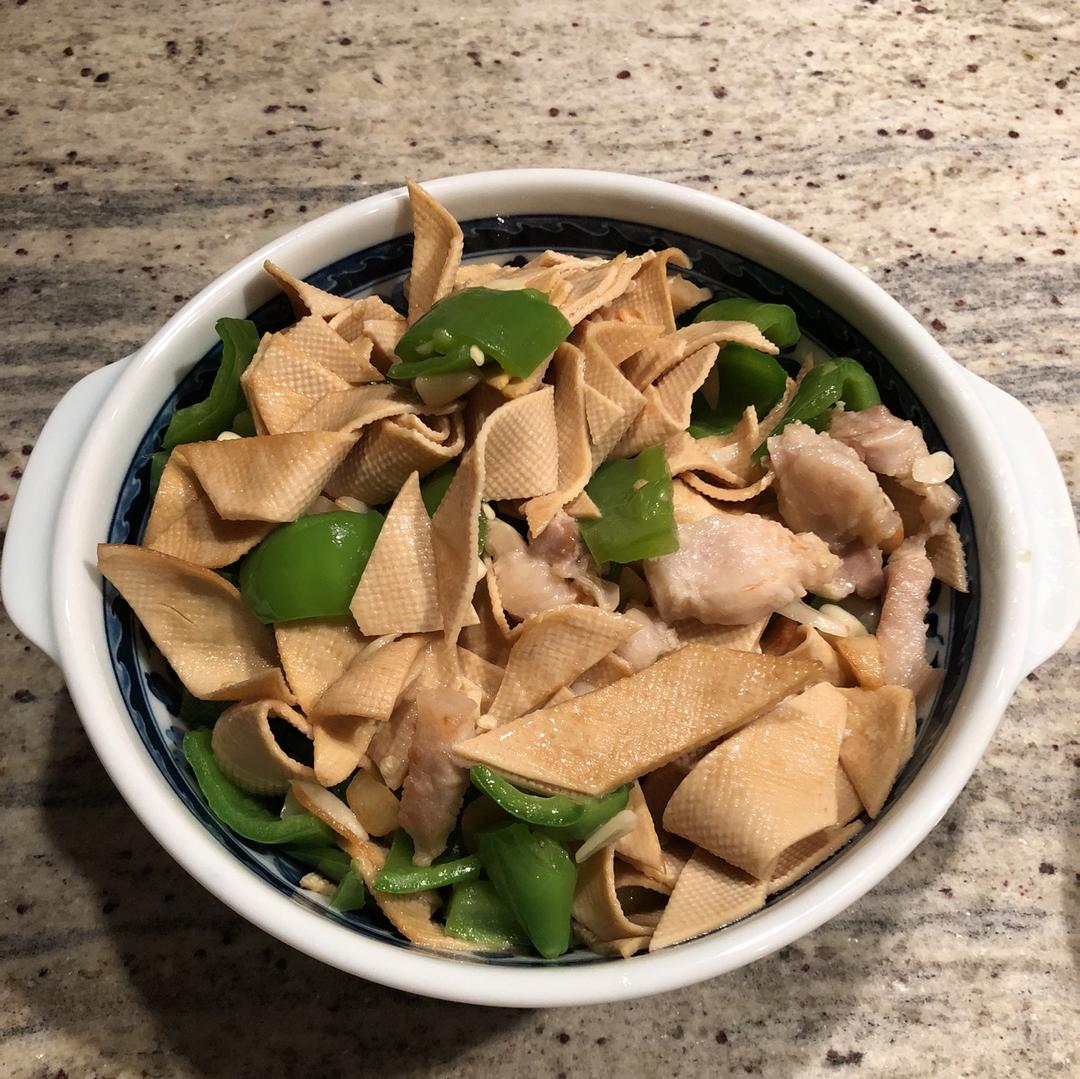 尖椒炒干豆腐