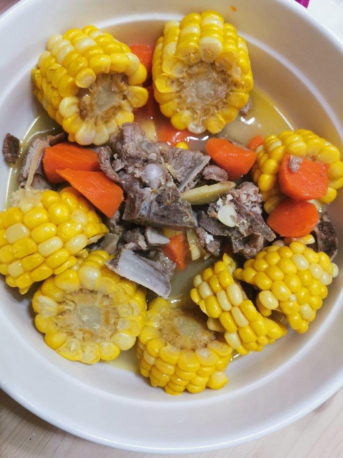 玉米排骨汤