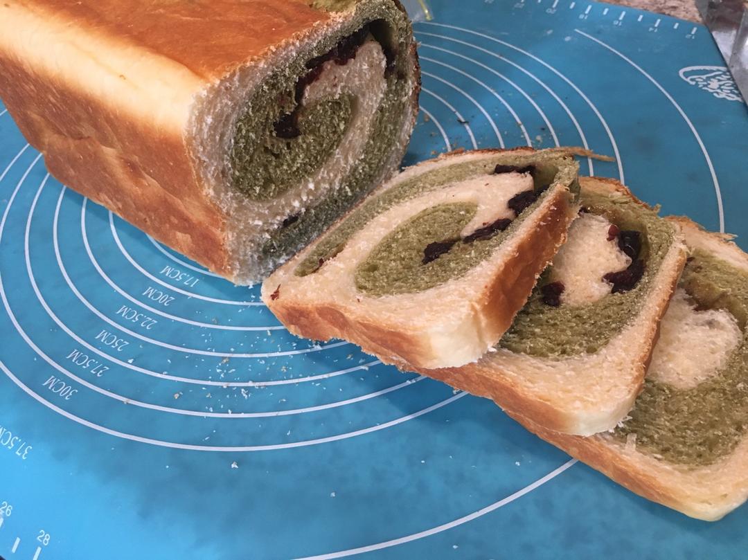抹茶蜜豆吐司
