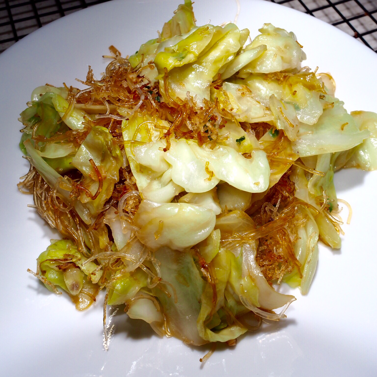 卷心菜炒粉丝 Glass noodles with Cabbage