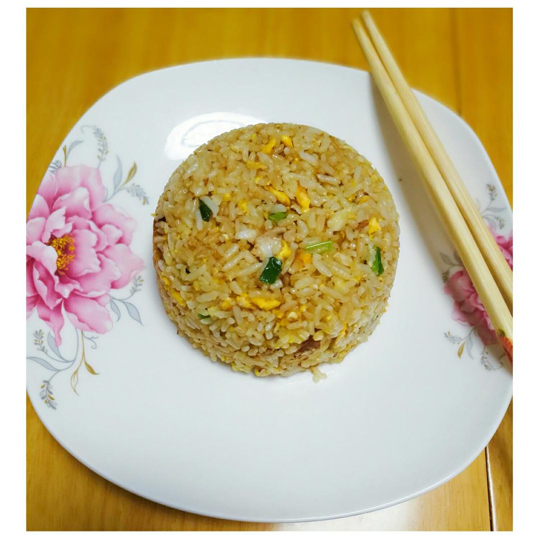 鸡蛋炒饭