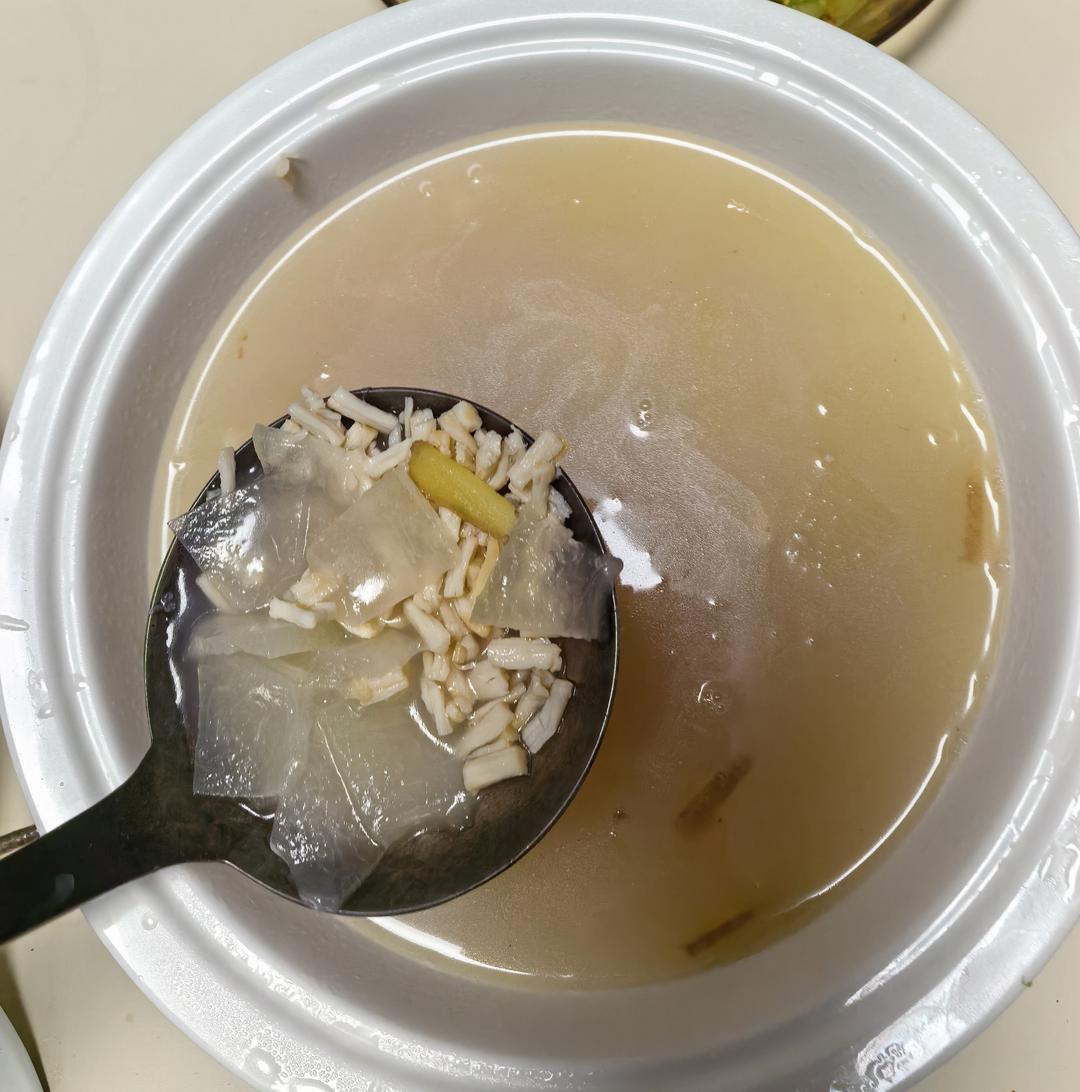 给熬夜族:冬瓜瑶柱汤