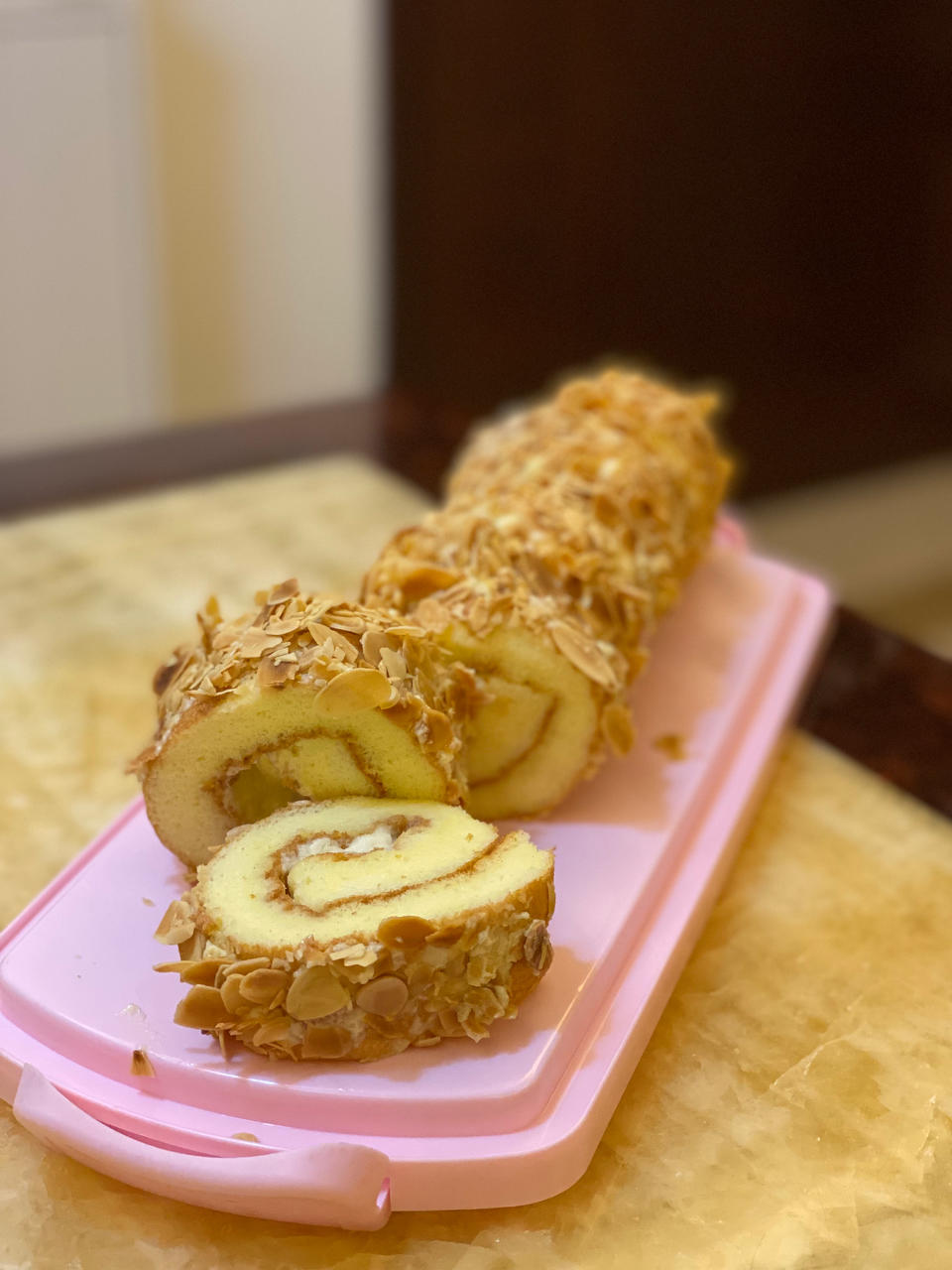 老式咸奶油蛋糕卷