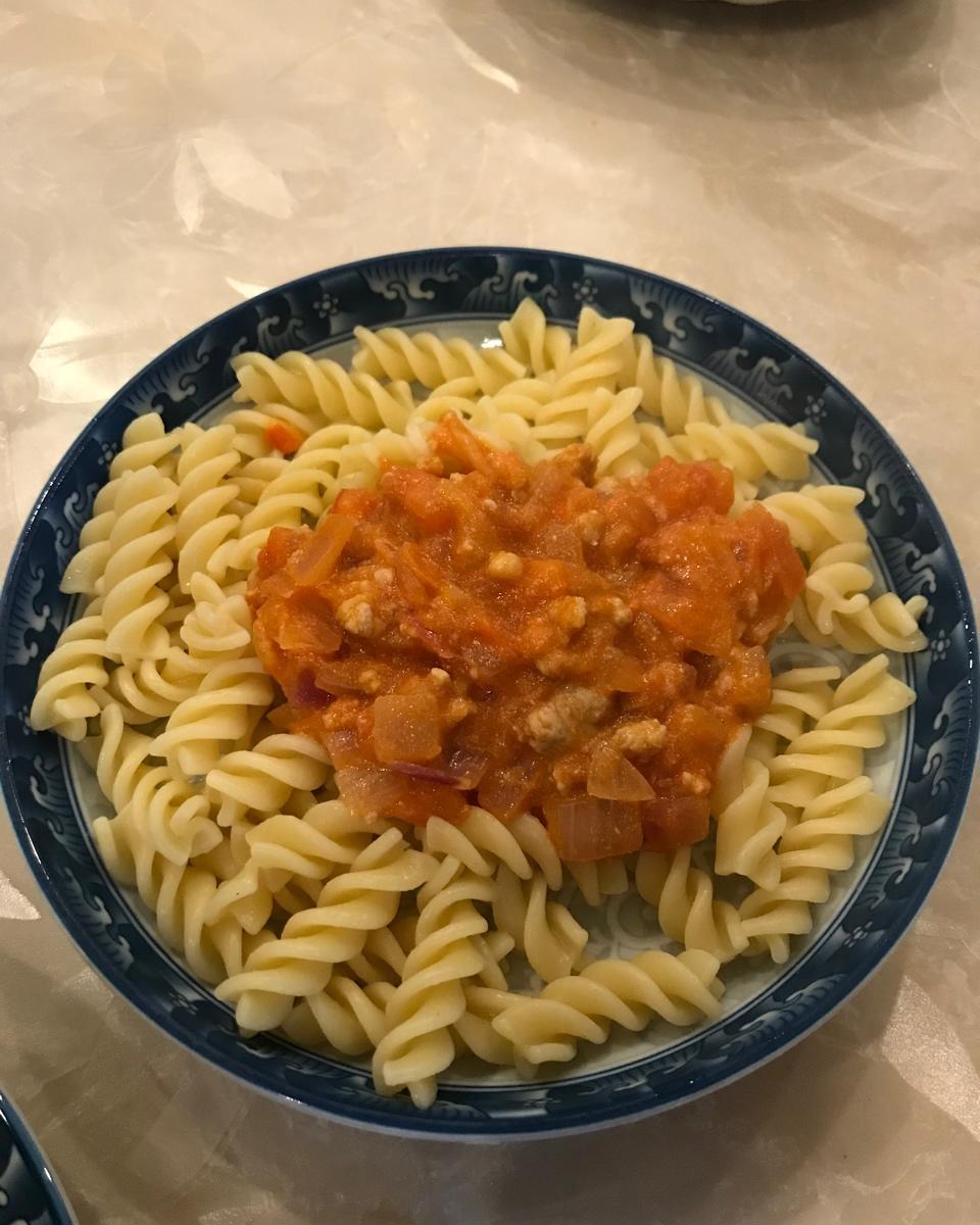 （完胜必胜客的）番茄肉酱意大利面～