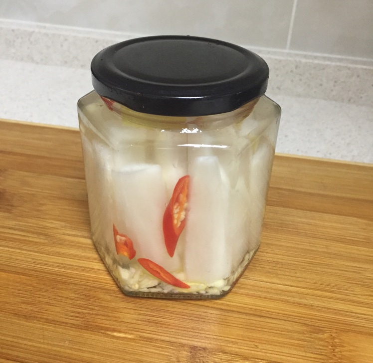 腌酸辣萝卜