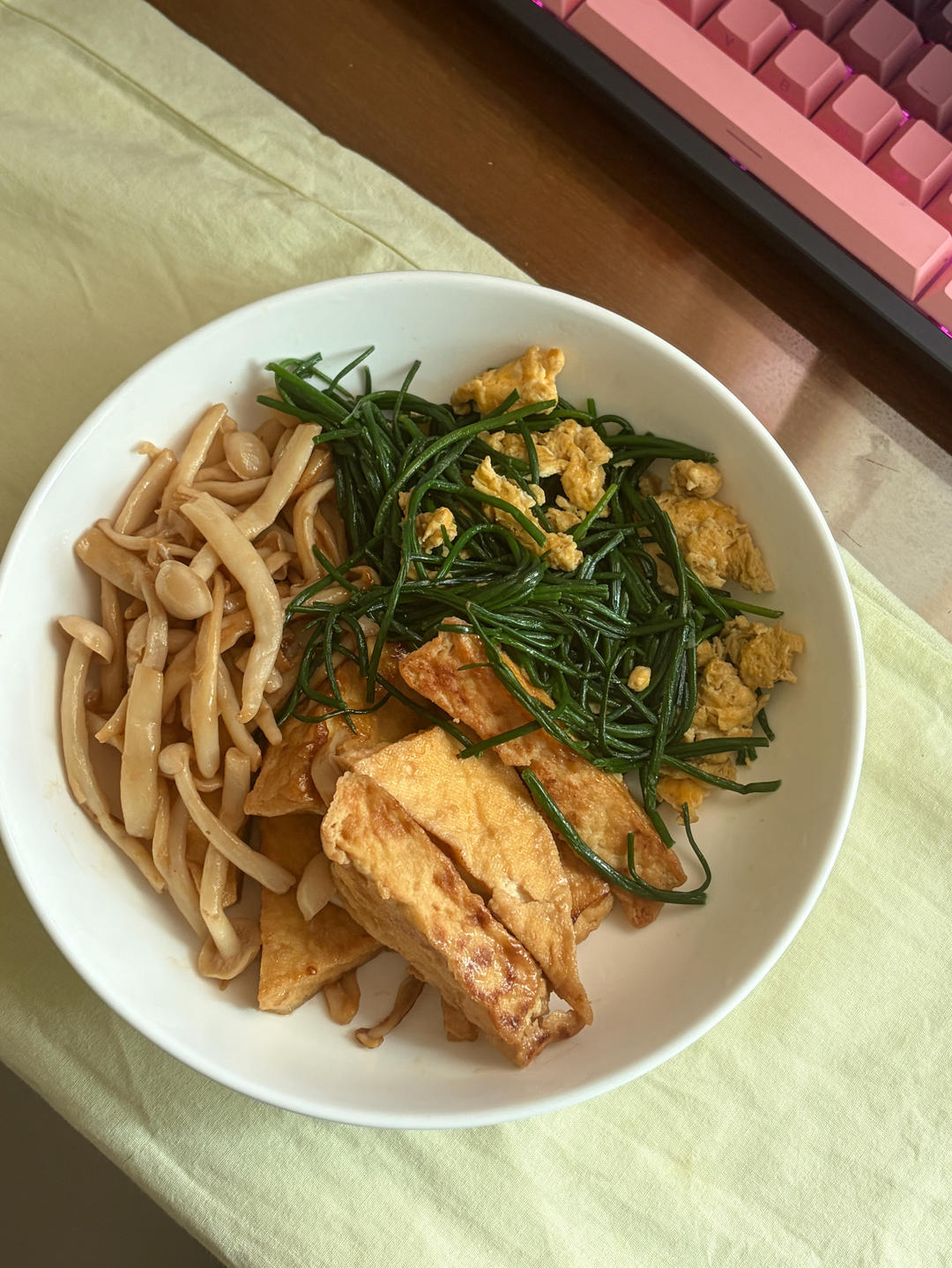 我炒了一盘世上最昂贵的葱：沙葱炒鸡蛋