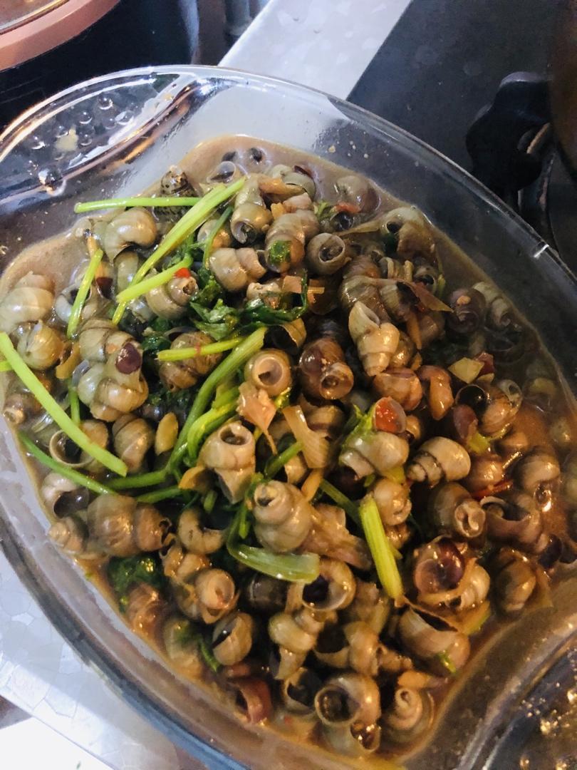 香辣田螺-和小龙虾并肩的四川夜宵之王