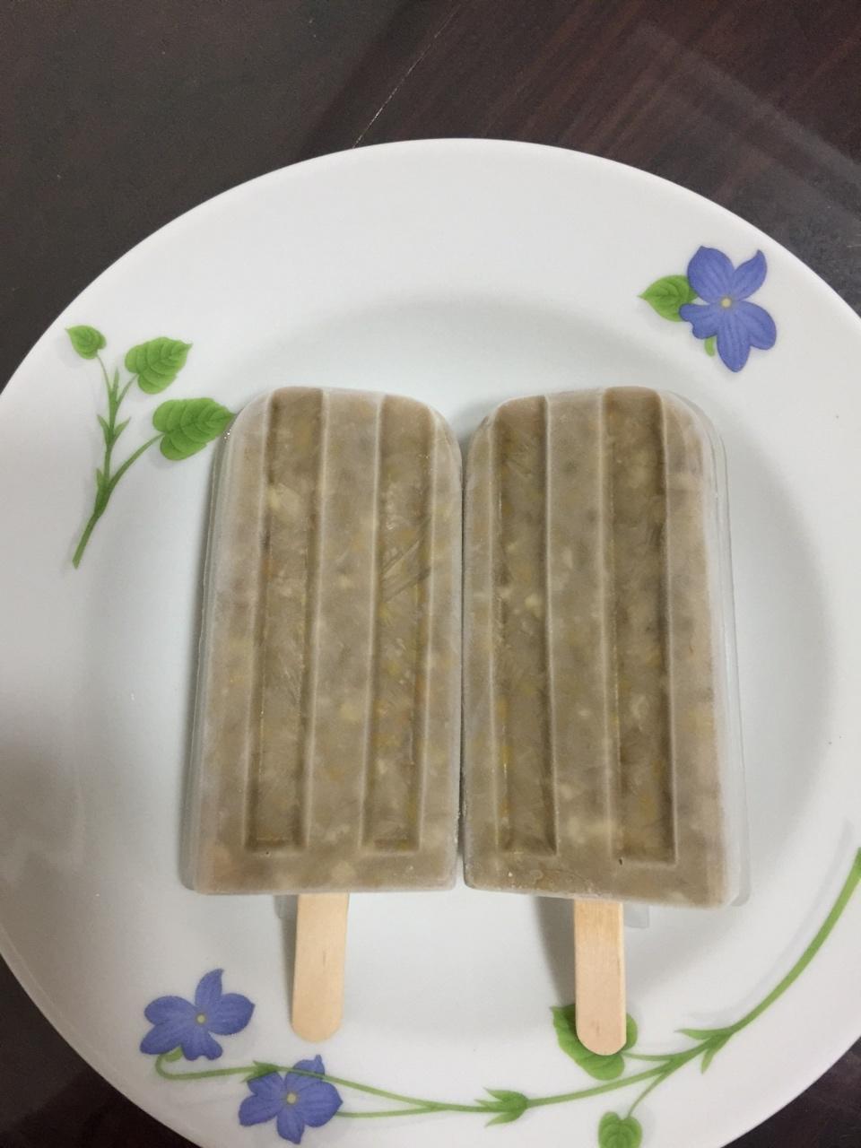 自制奶香绿豆棒冰（清凉夏日的必备品）内附绿豆汤不会变成褐色的技巧