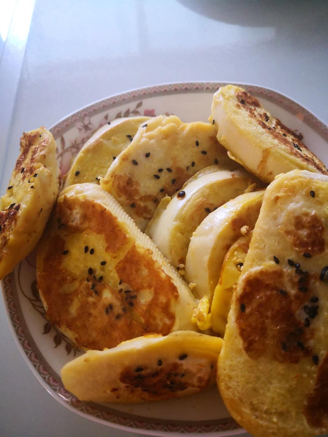 煎馒头片很好吃,怕吸油多不健康？教你一招省油又好吃！