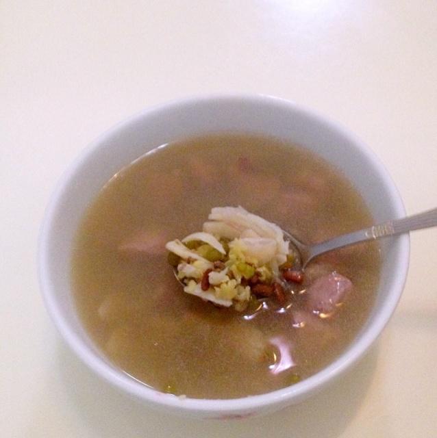 双豆百合猪肉汤的做法